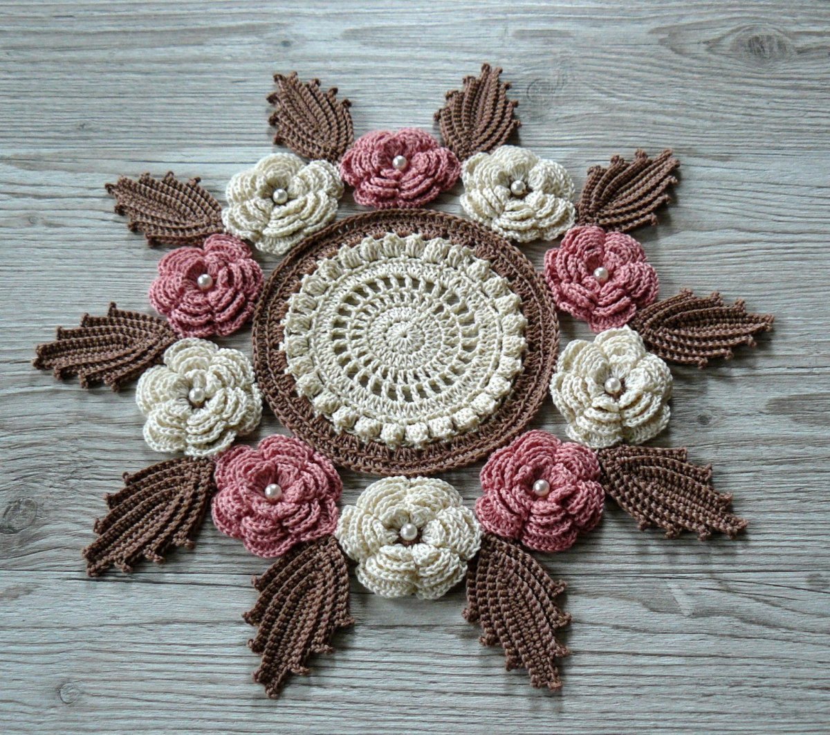 Объемные салфетки крючком