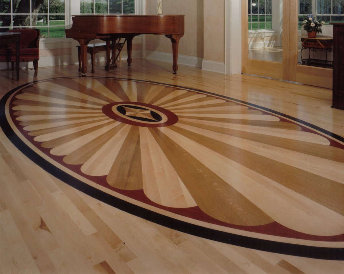 Художественный ламинат с узором