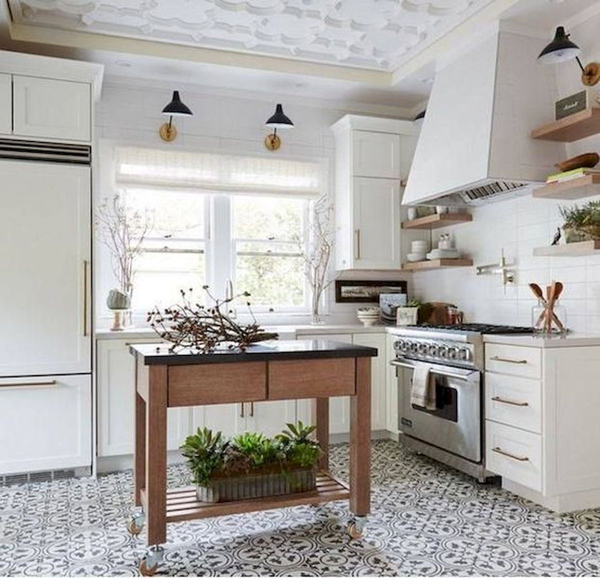 Плитка на кухню столовую