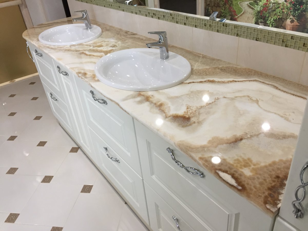 Керамогранит 120*60 рыжий Оникс