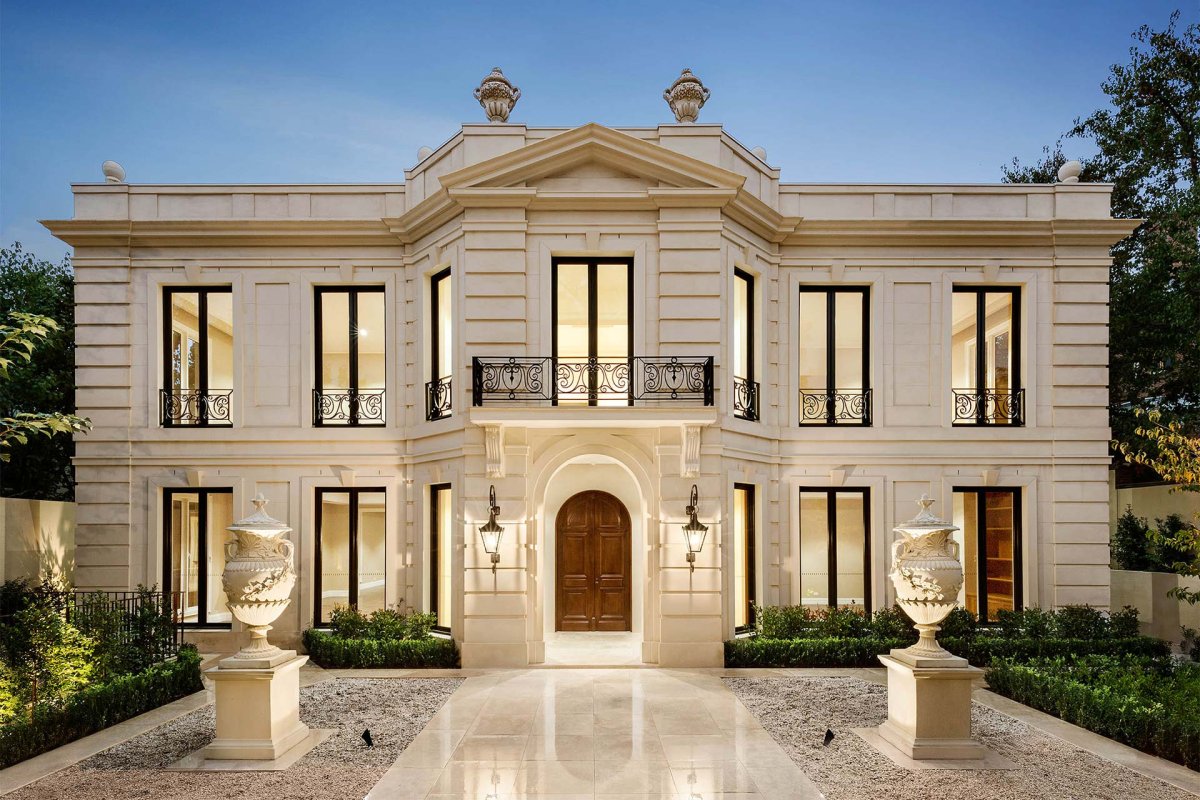Дом в стиле Нео класицизм