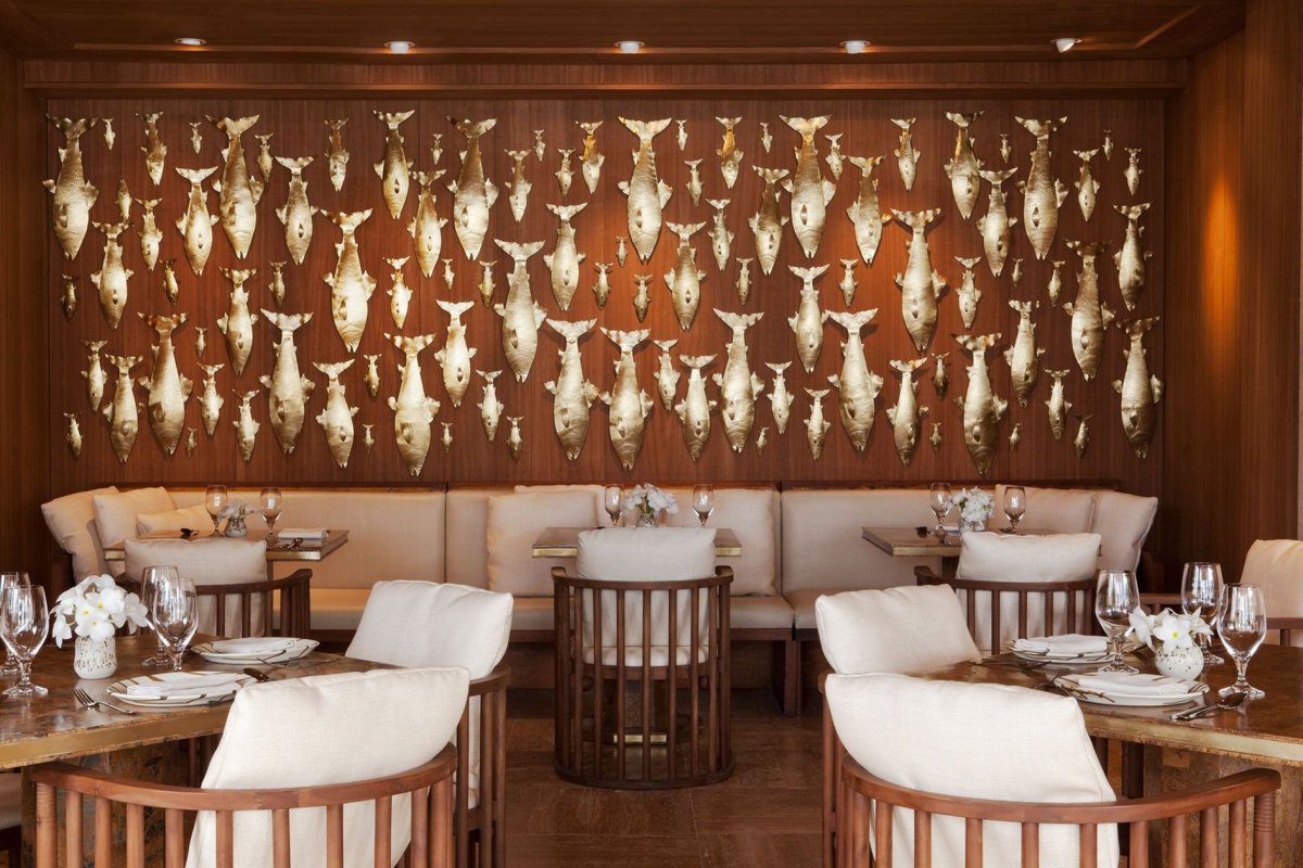 Декорирование стен ресторана