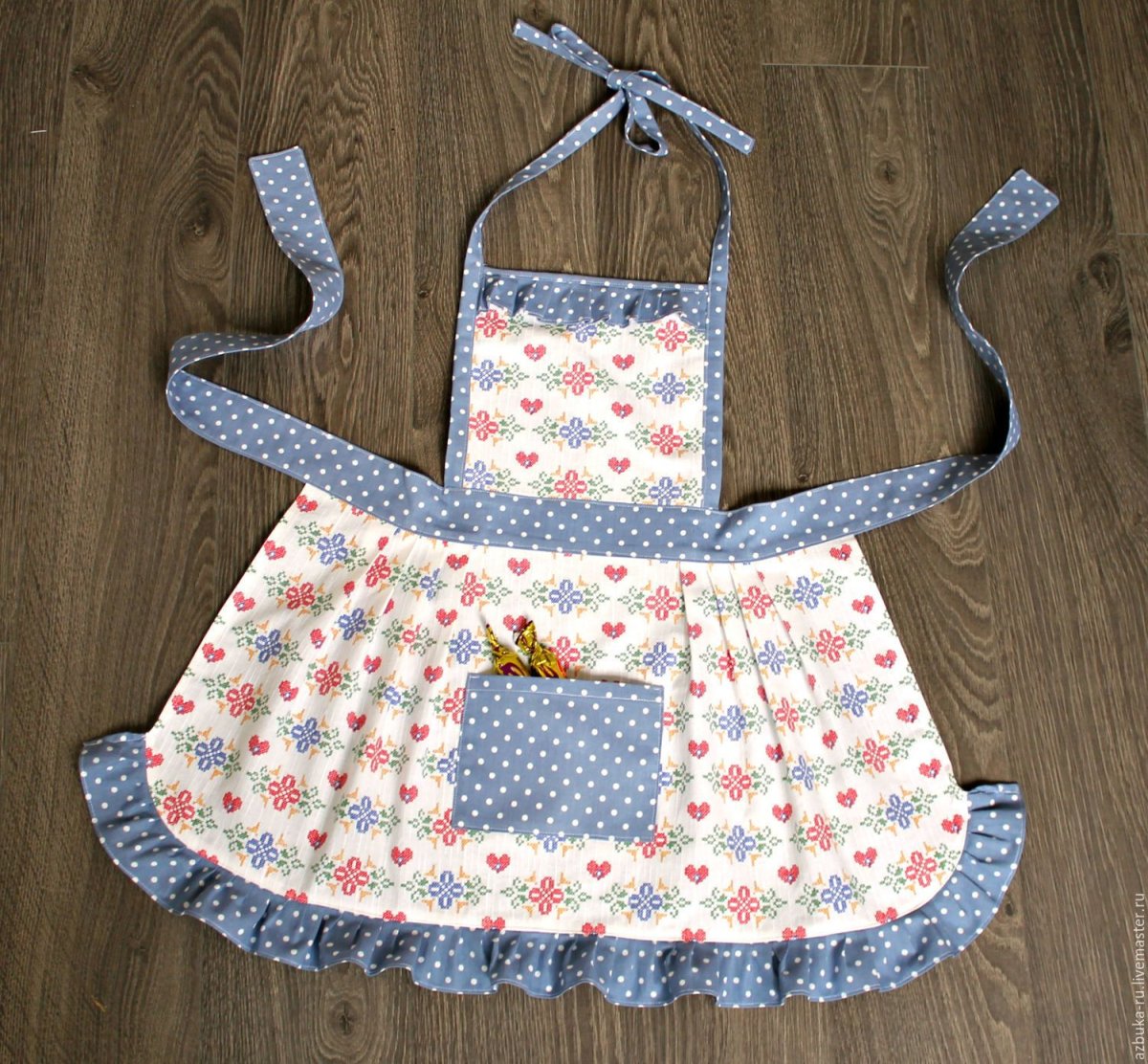Красивые фартуки для кухни