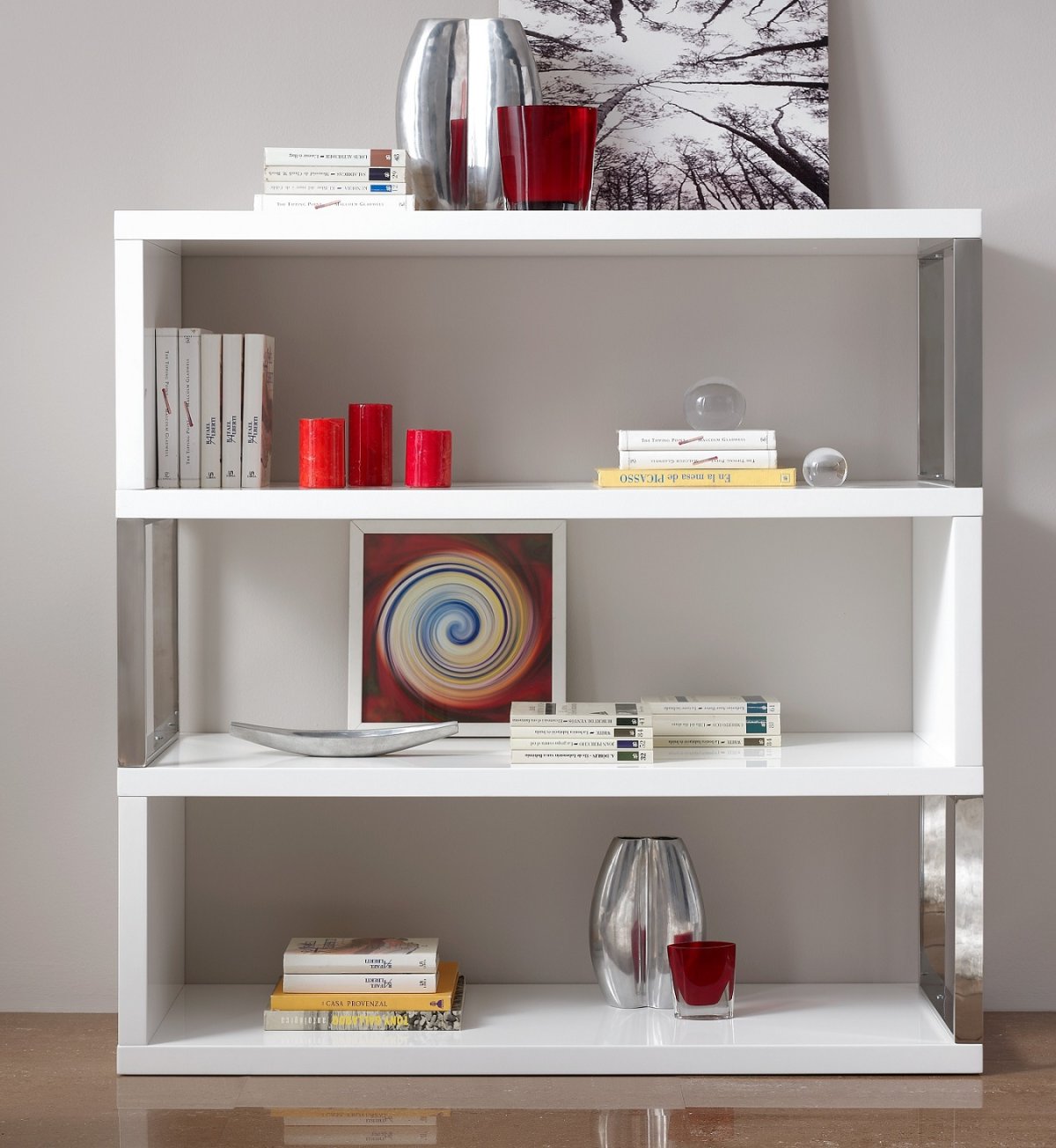 Угловые полки для цветов