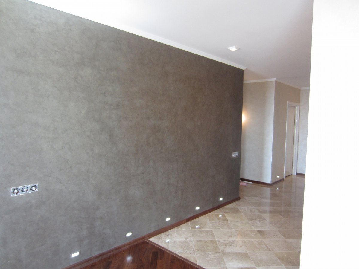 Мокрый шелк на потолке