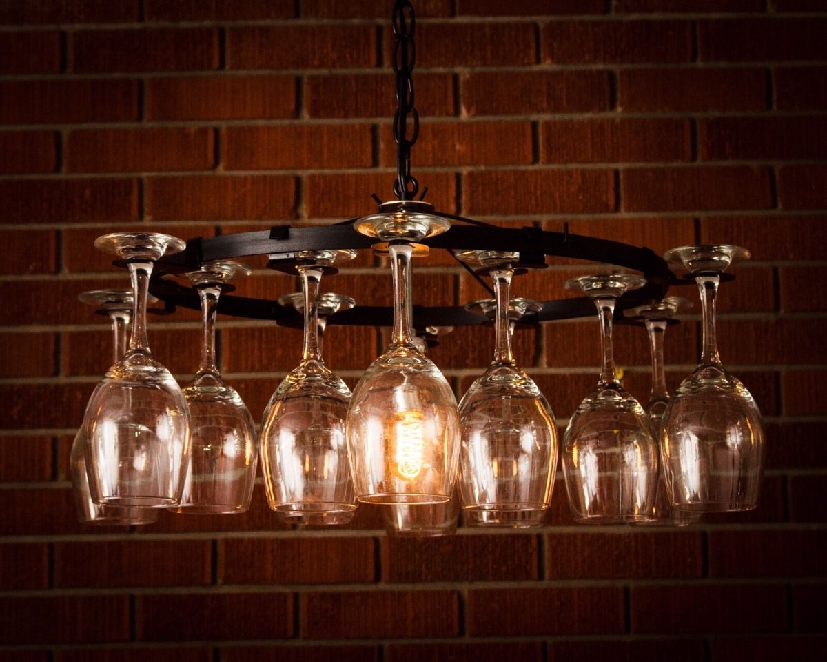 Люстра с бутылками