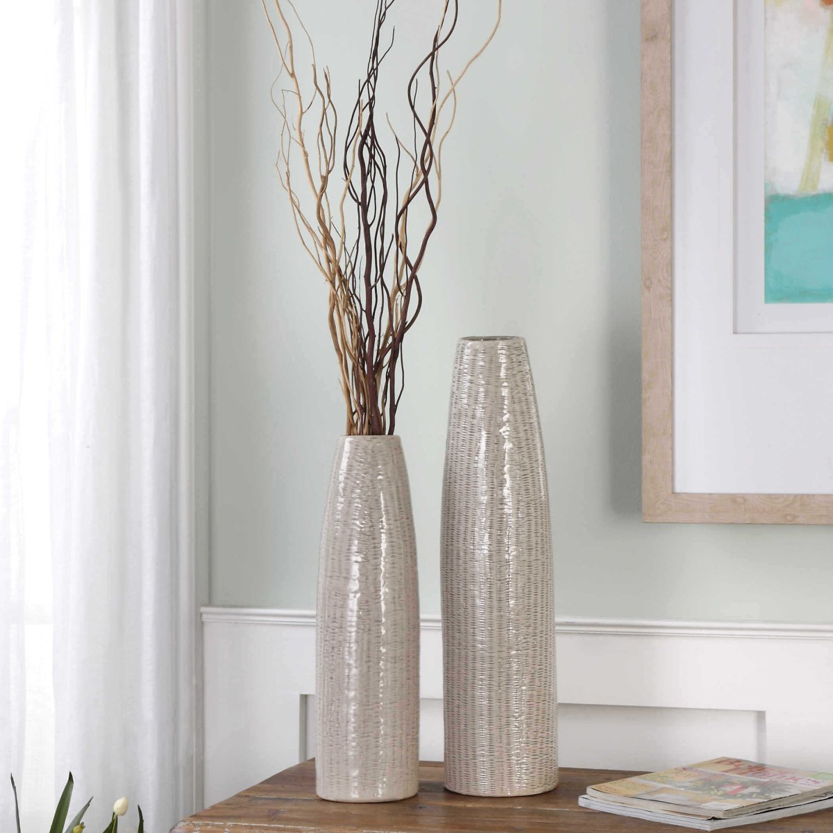 Вазы Uttermost Coral 19616