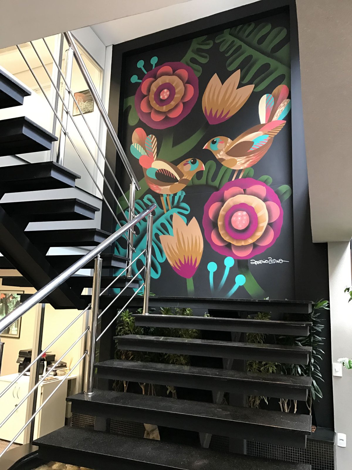 Современная роспись стен