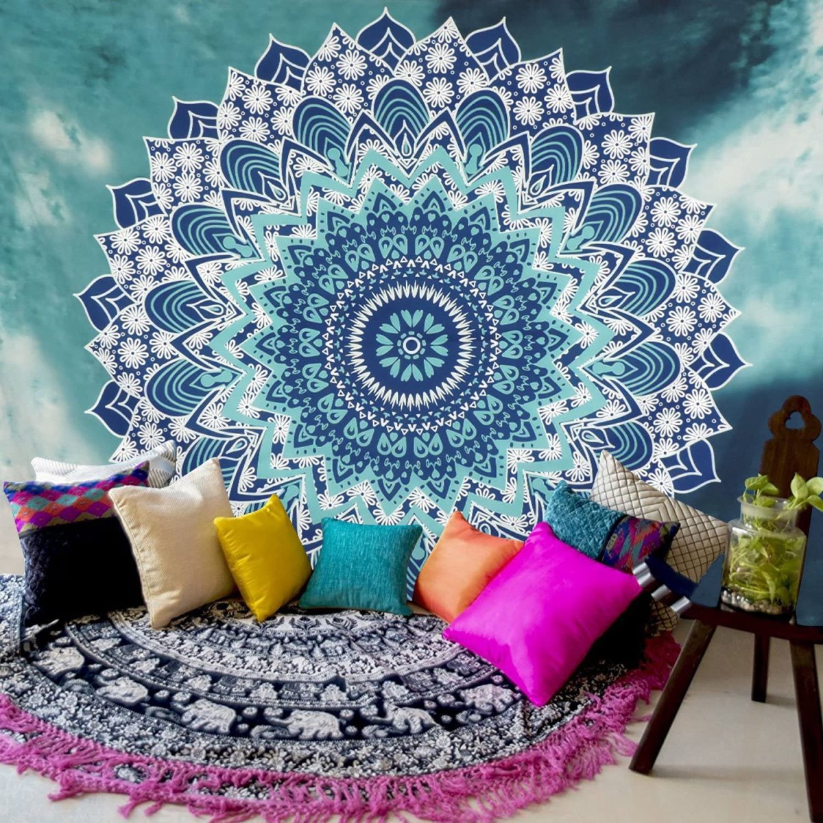 Мандала на стене