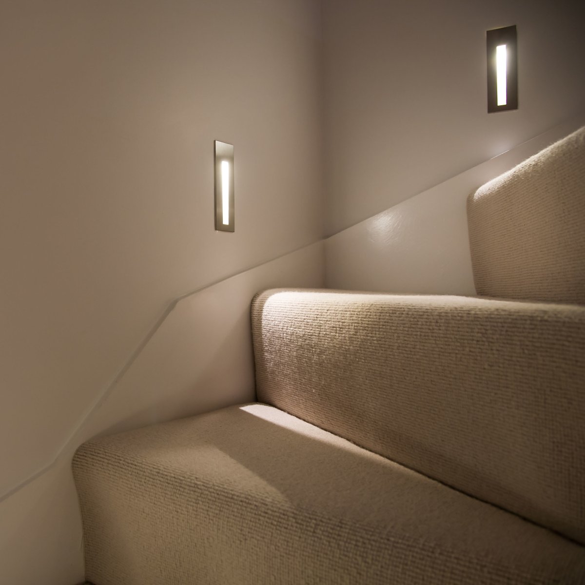 Плинтус Евровуд pn120