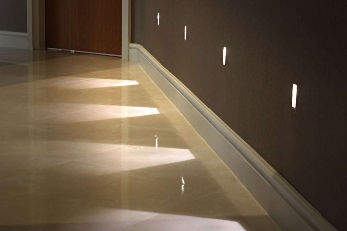 Astro Lighting 0976 Borgo Trimless 35 led настенный светильник1212007