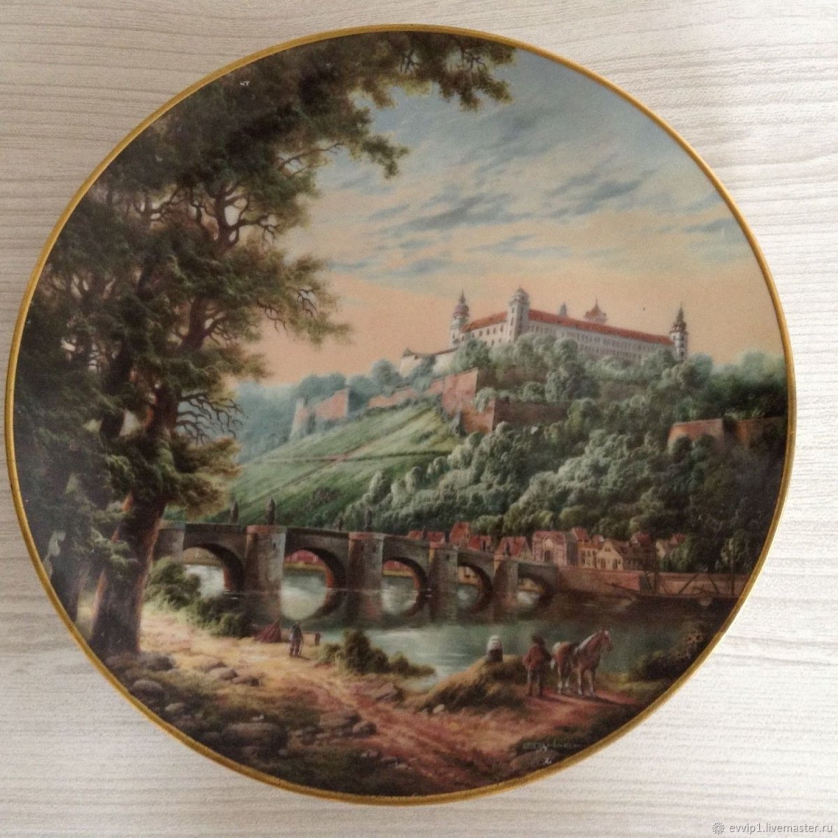 Декоративные фарфоровые тарелки ИФЗ 19 века