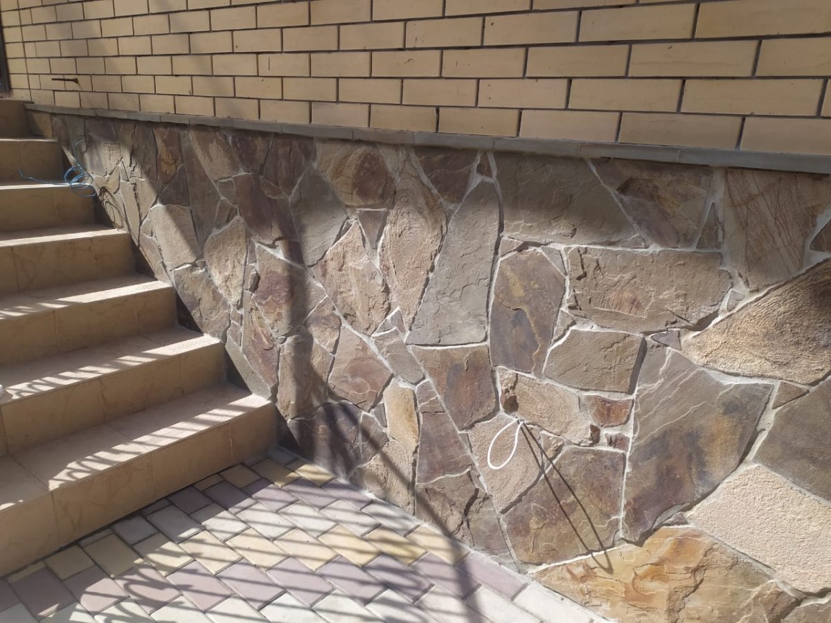 Отделка фундамента