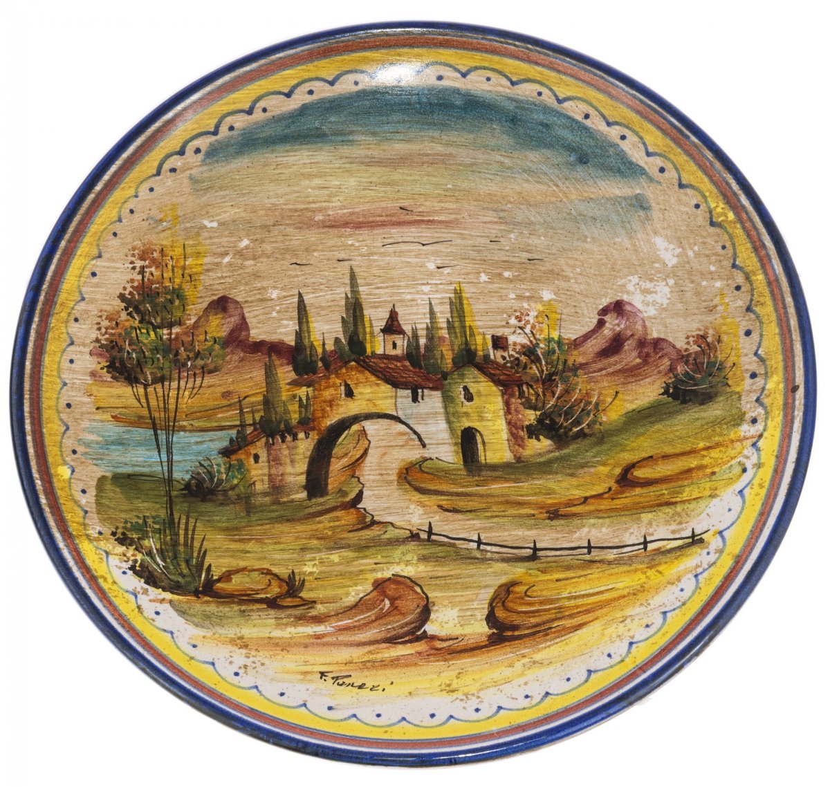 Декорированные тарелки