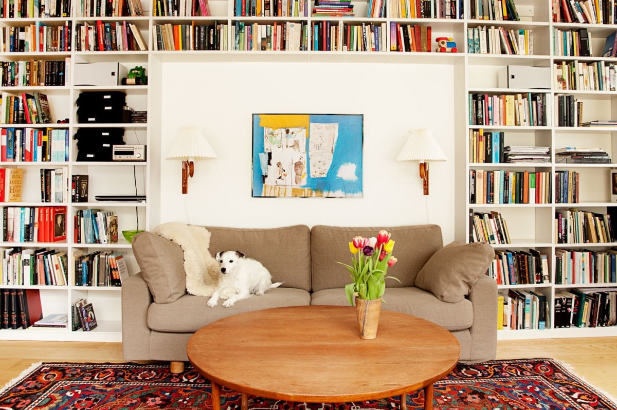 Книжная полка из труб