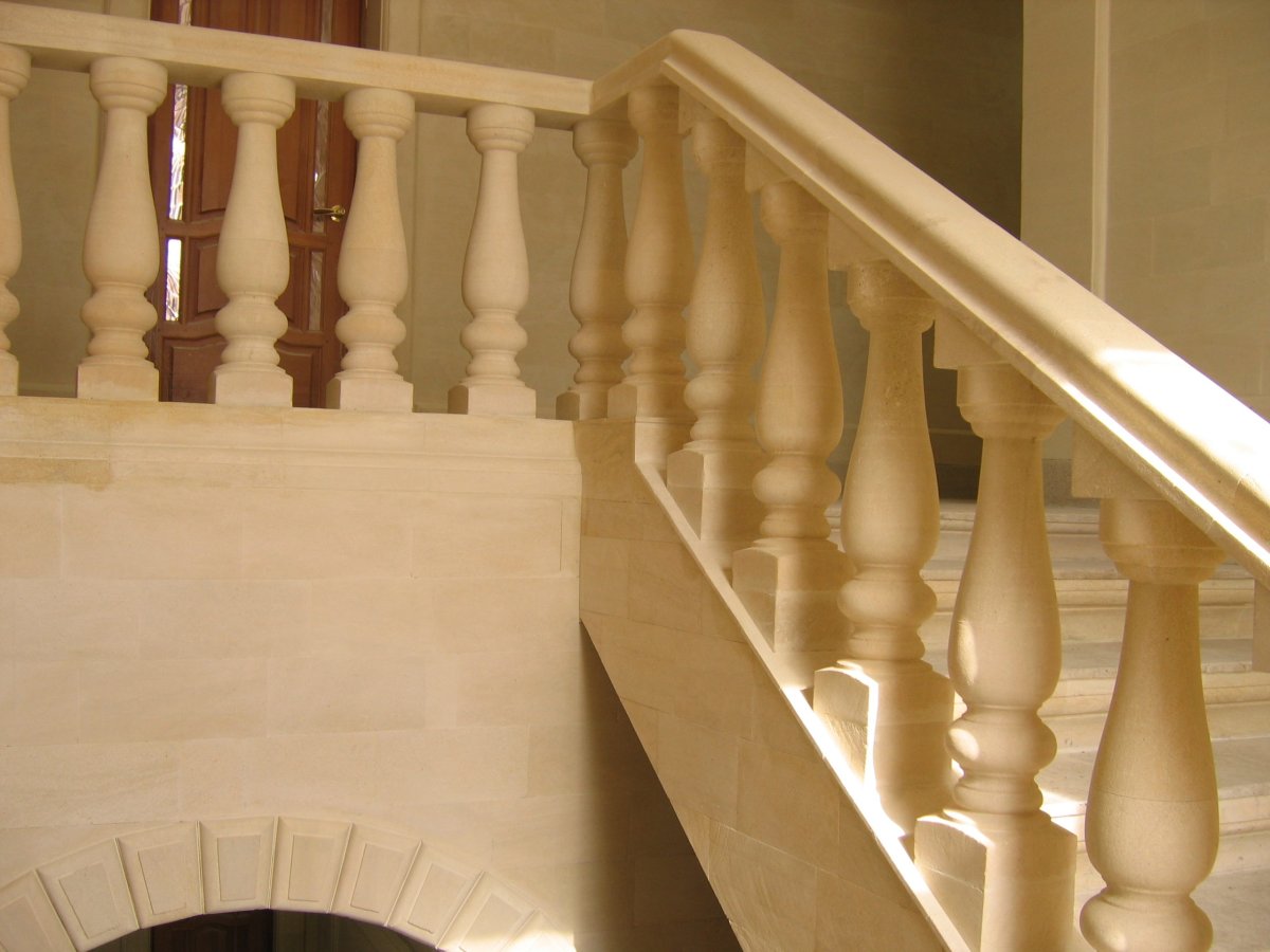 Балясины для лестницы из металла