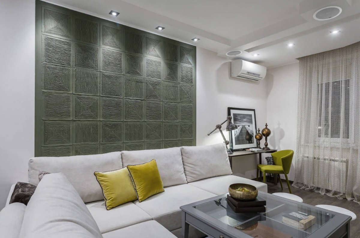 Фоторамки на стене в интерьере