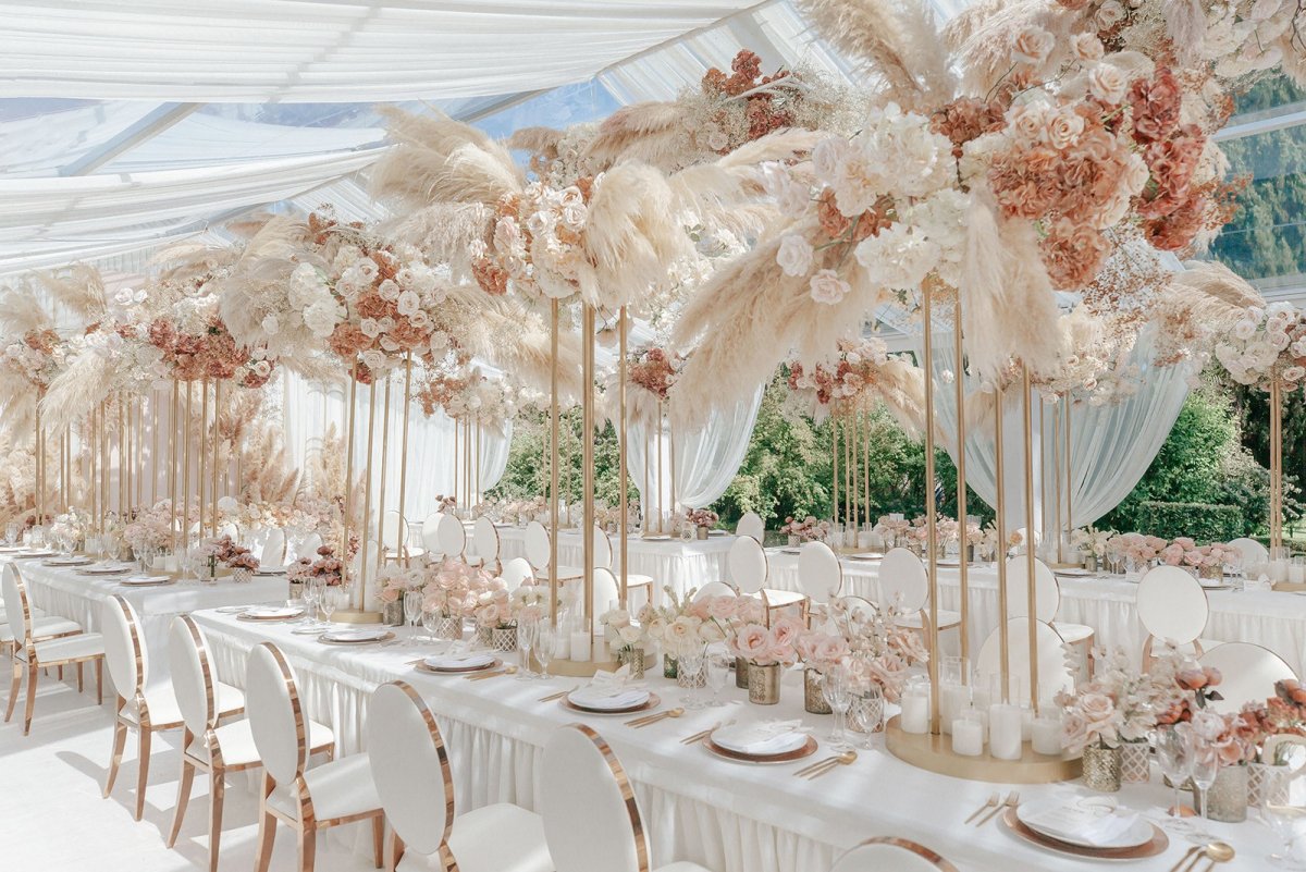 Президиум в королевском стиле