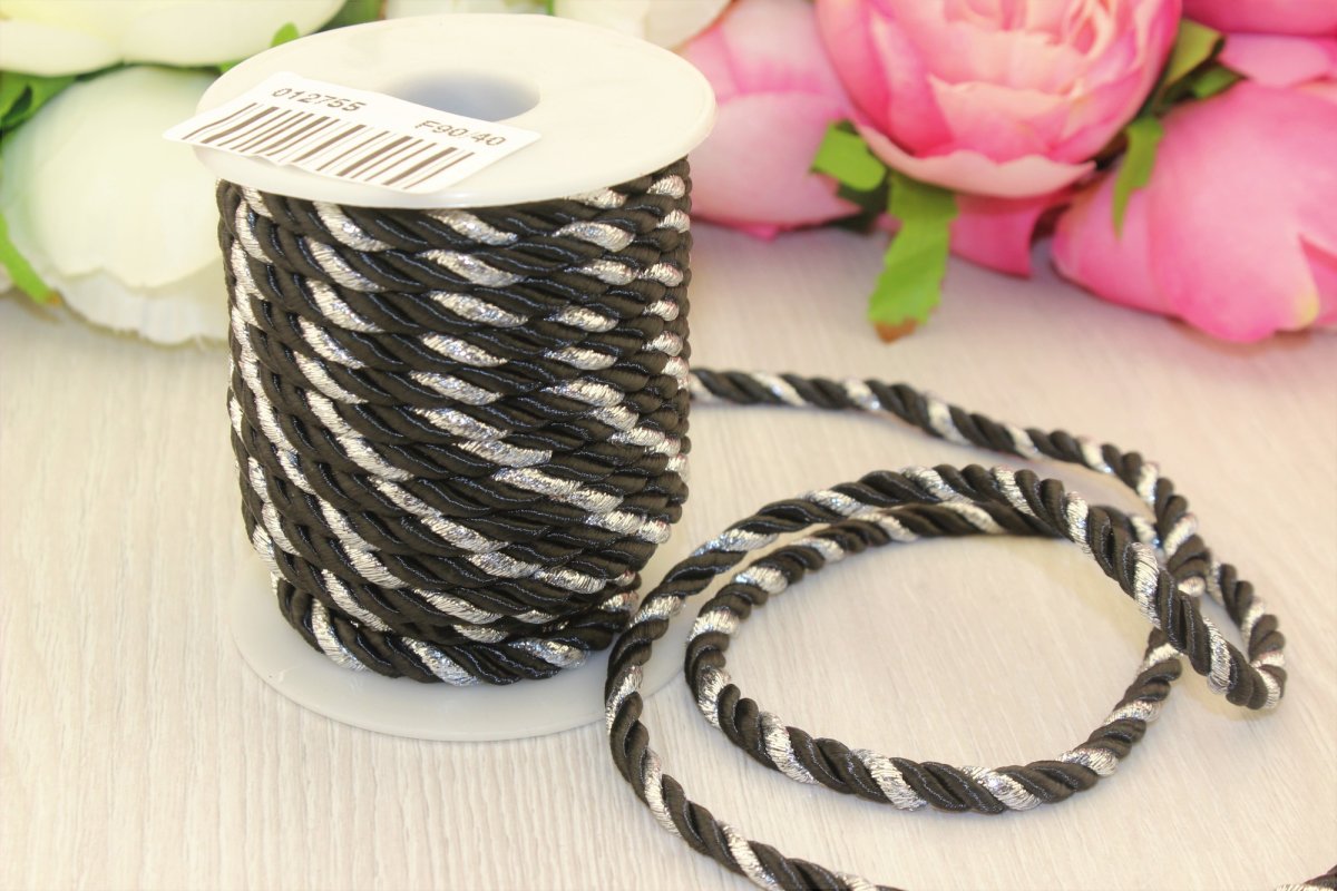 Ажурный подхват для штор