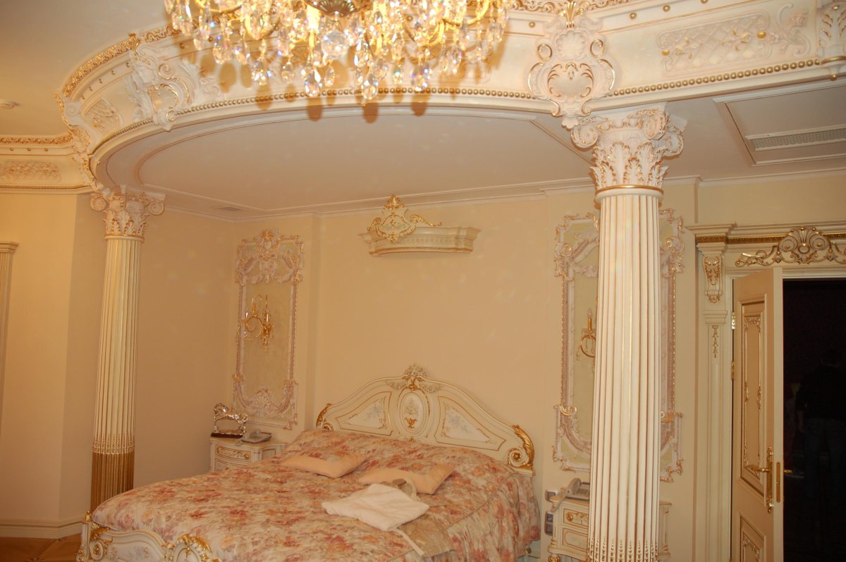 Гипсовые колонны под мрамор в Крыму