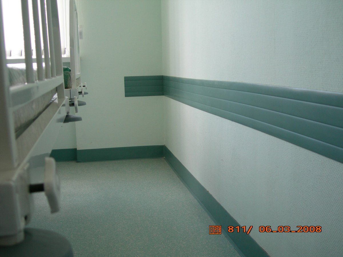 Отбойники для стен в офисе как выбрать