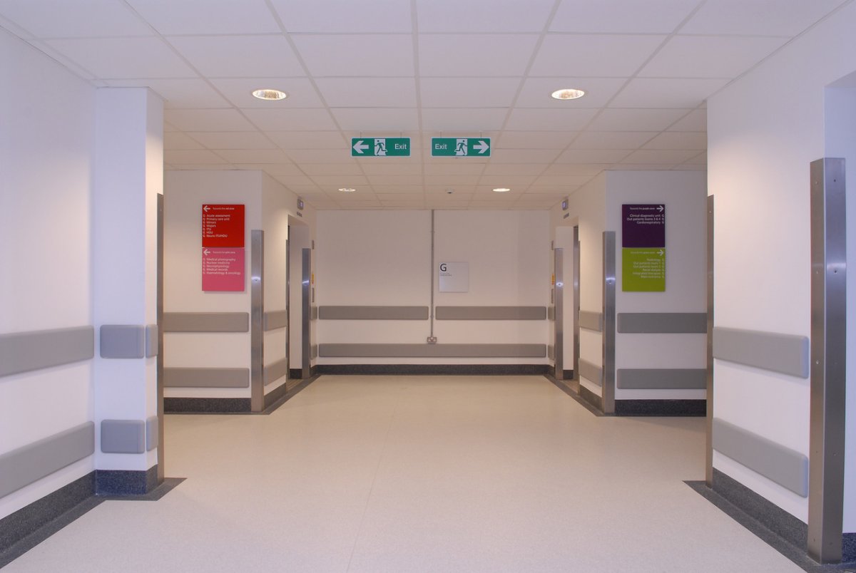 Защитные отбойники для стен