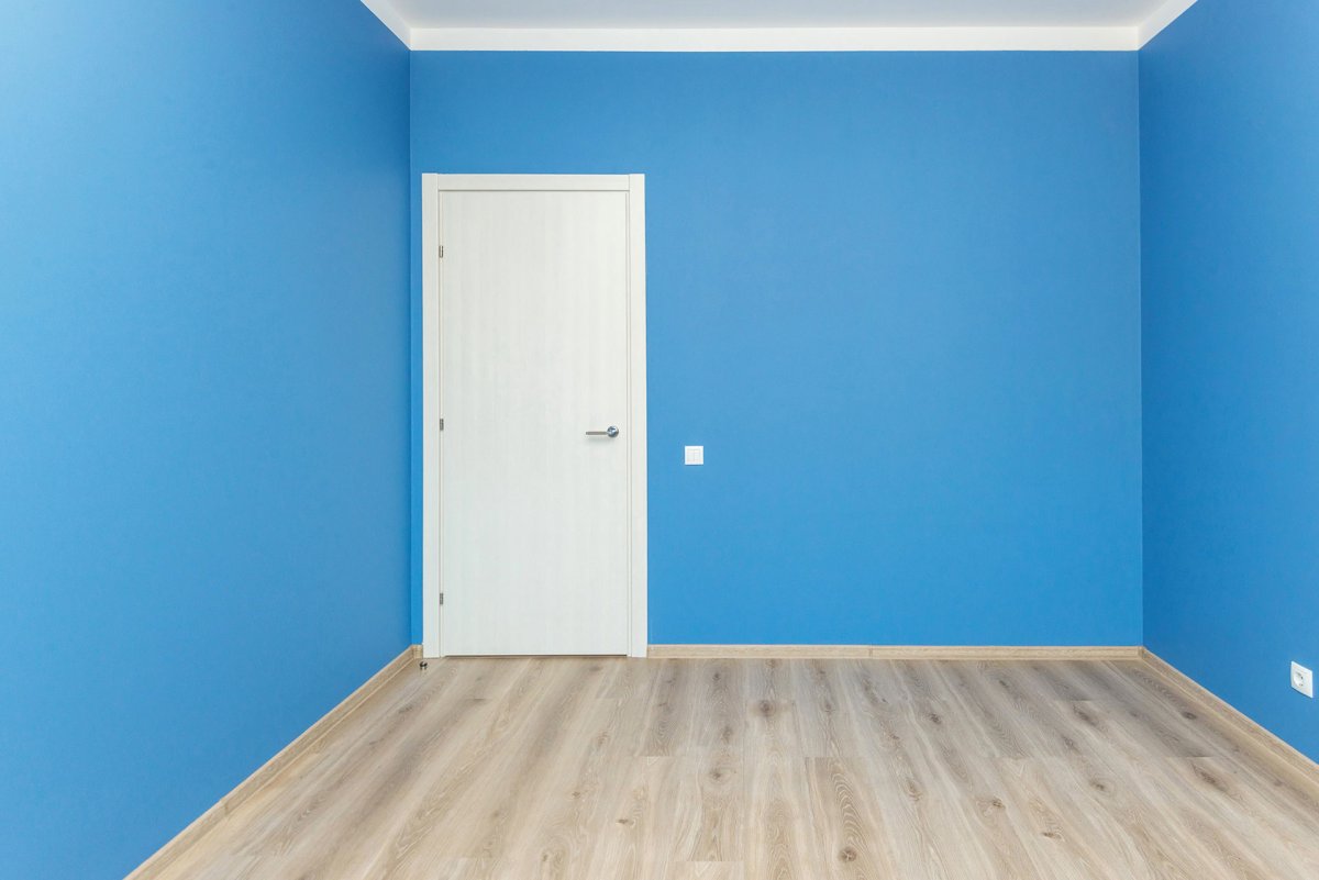 Плинтус sx118 "Orac Axxent"