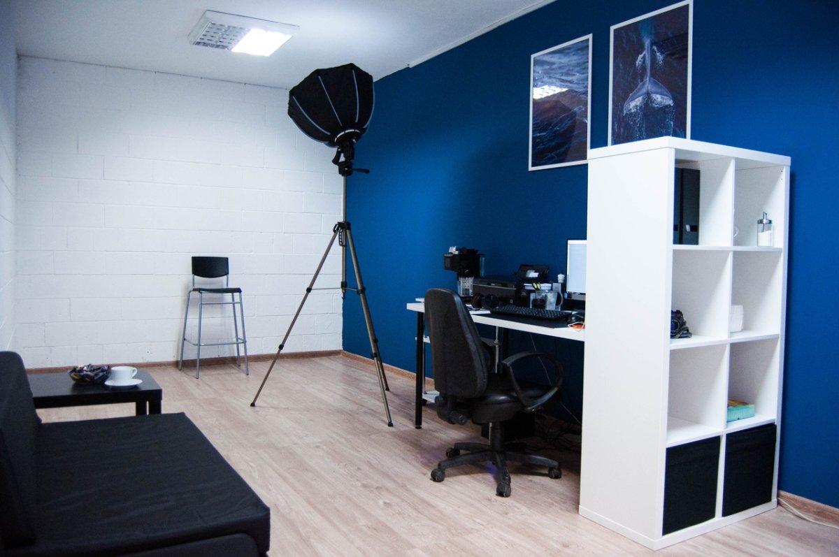 Интерьер фотосалона на документы