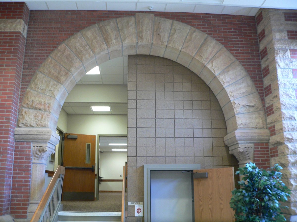 Облицовка декоративным камнем