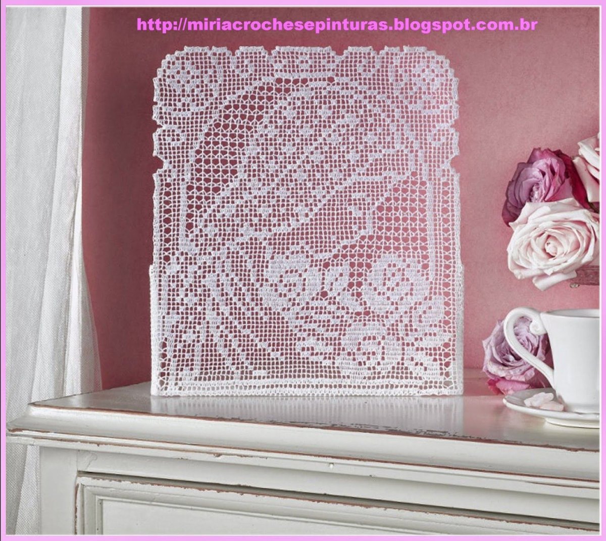 Вязаное панно