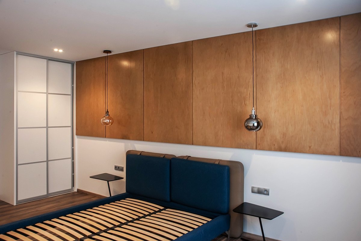 Отделка стен офиса деревом