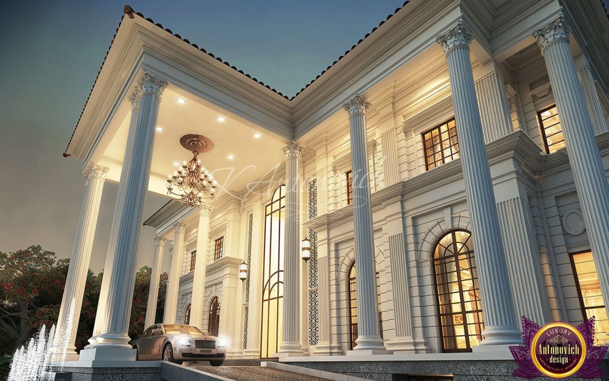 Крыльцо с колоннами