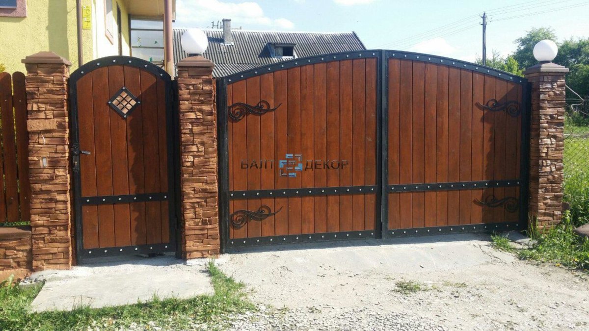 Фасадный забор
