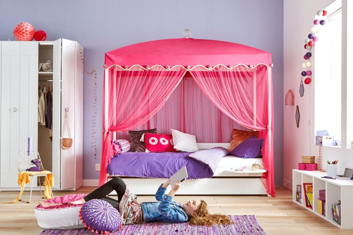 Двуспальная кровать с балдахином белая Secret de Maison Metis