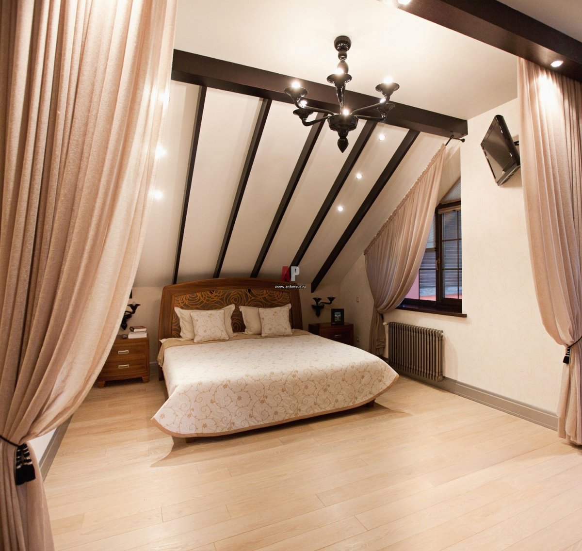 Шторы на треугольные окна