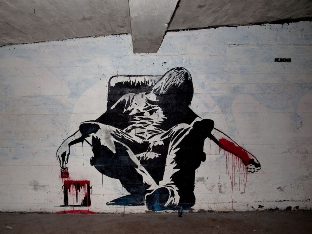 Стрит арт на стене в квартире