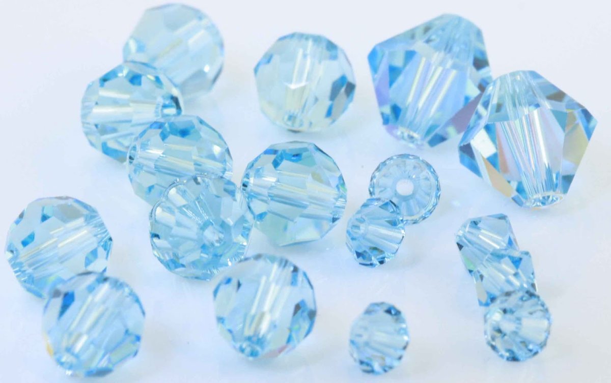 Аквамариновые обои для стен