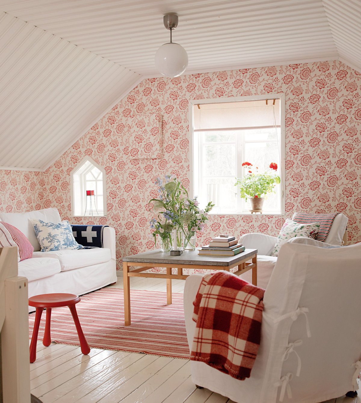 Мансардный этаж в стиле Прованс