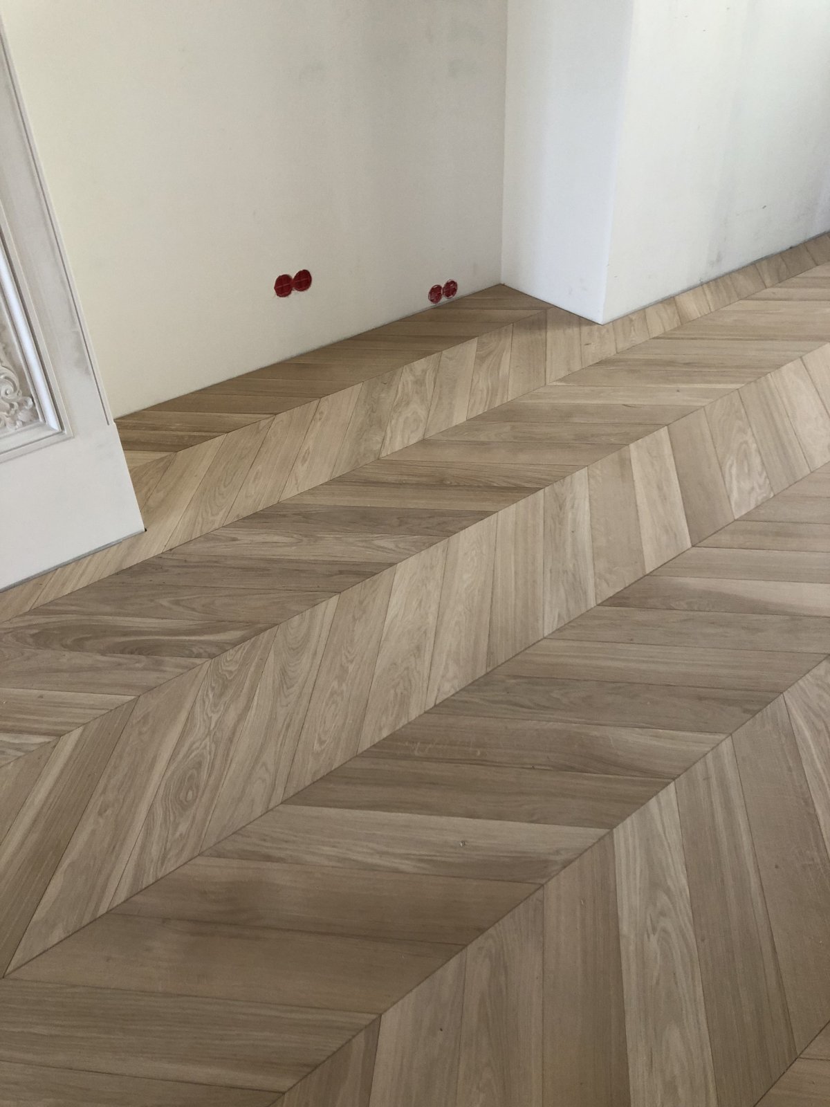 Паркет французская елка дуб Селект