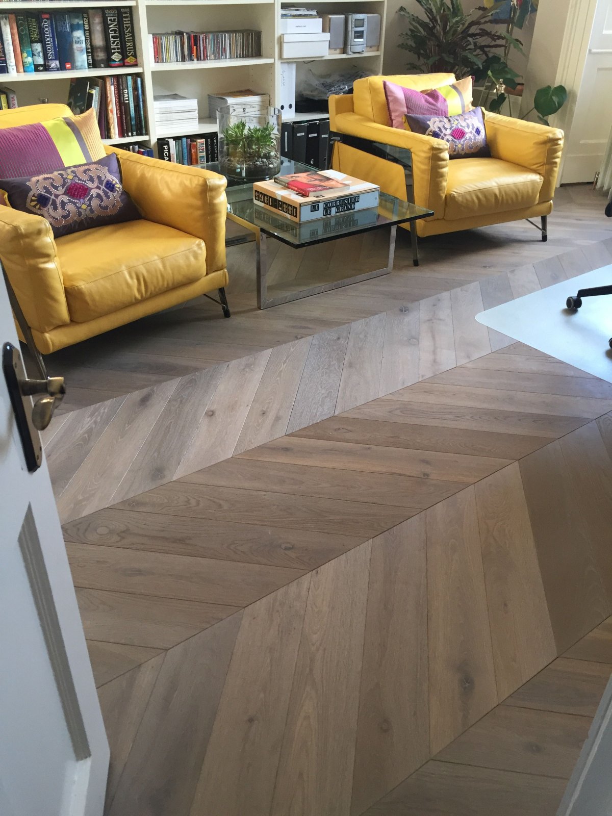 Chevron parquet Flooring