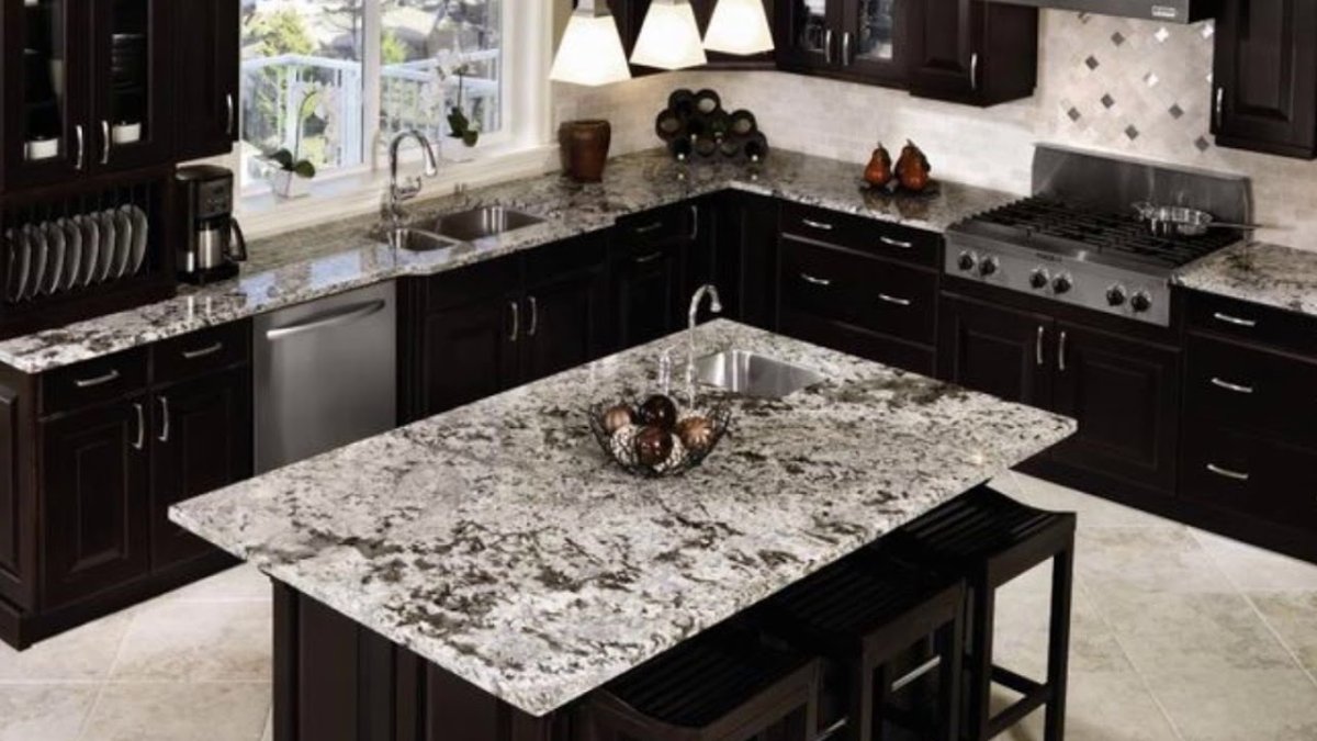 Кухонный гарнитур гранит