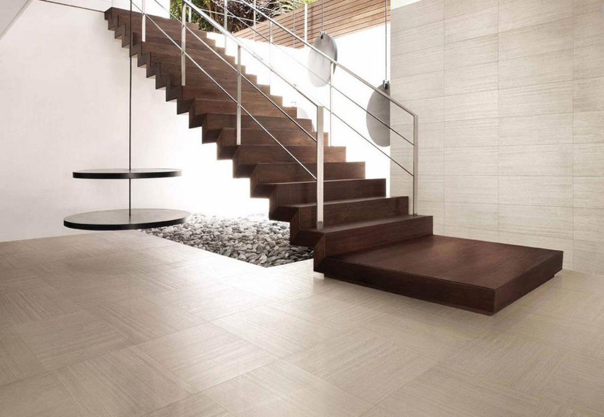 Лестница интерьер керамогранит