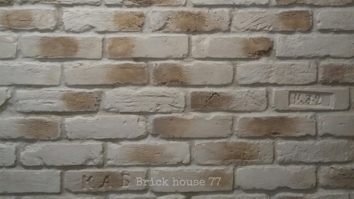 Кирпичная стена с затиркой