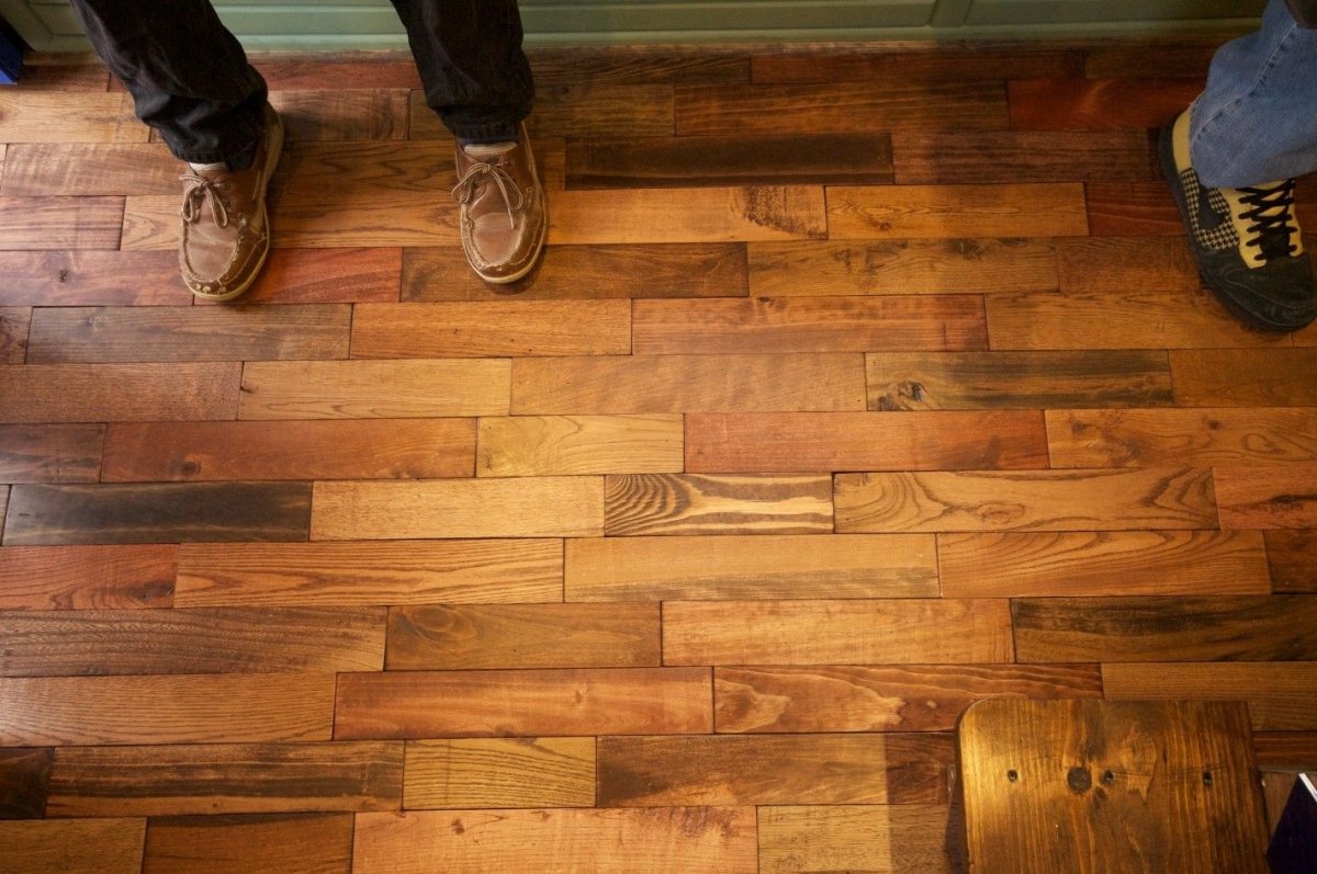 Паркет из поддонов