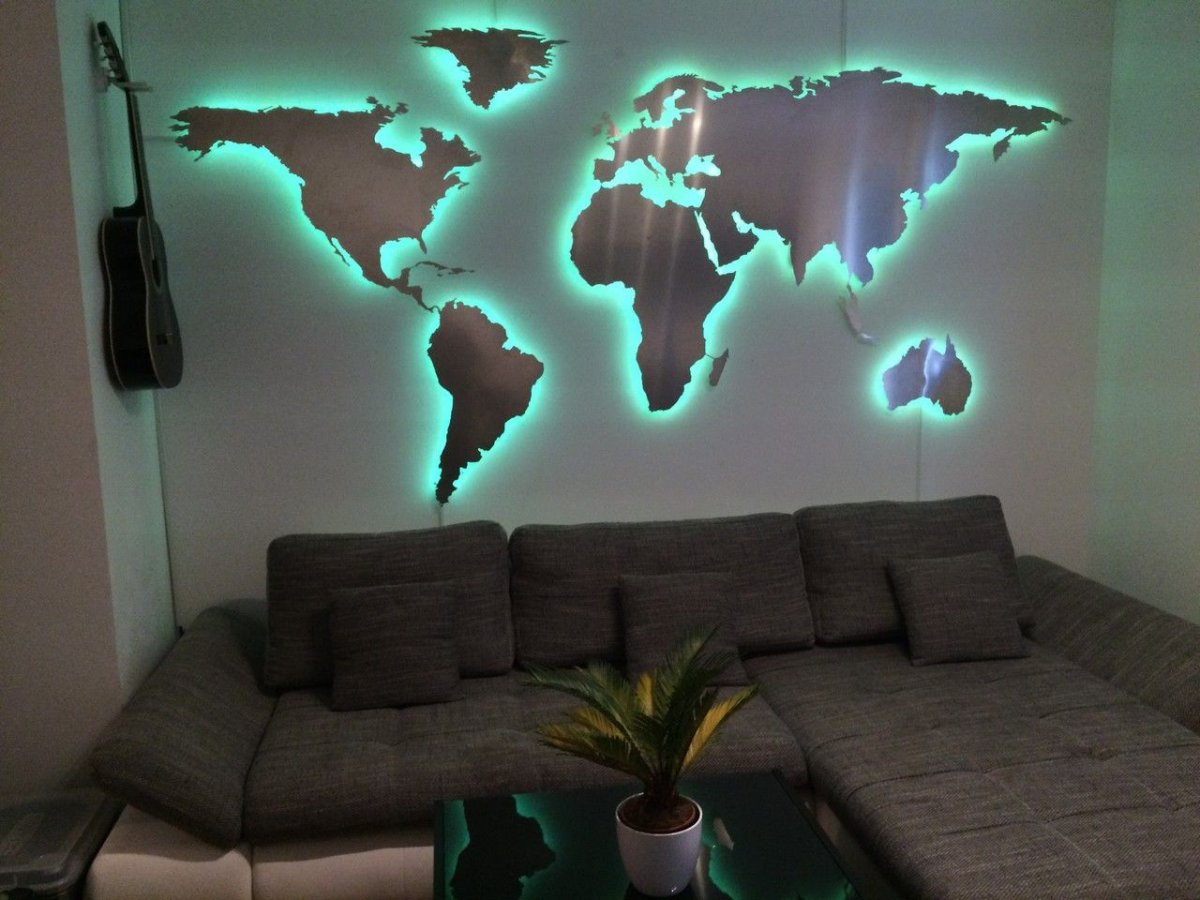 Декор на стену с подсветкой