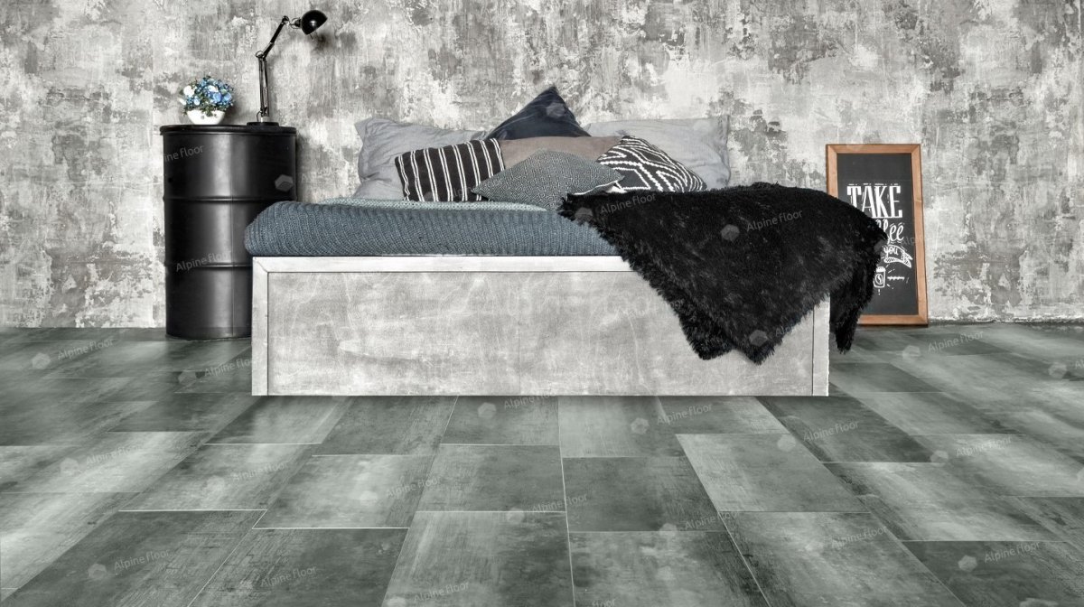 Плитка под дерево и ламинат