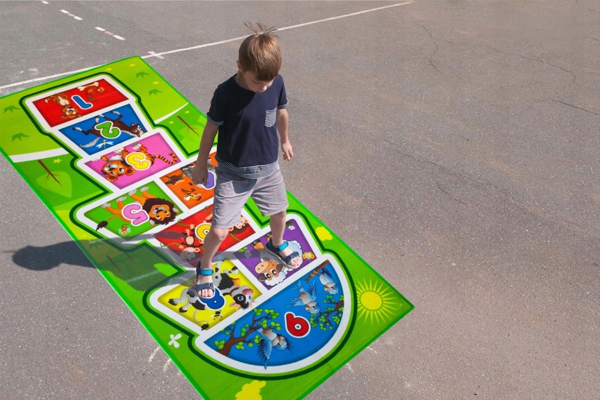 Напольные игры для детей