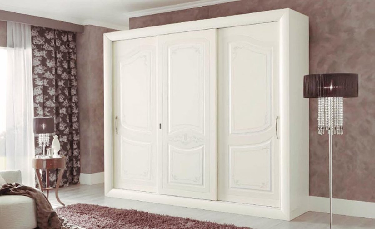 Шкаф с фрезеровкой белый