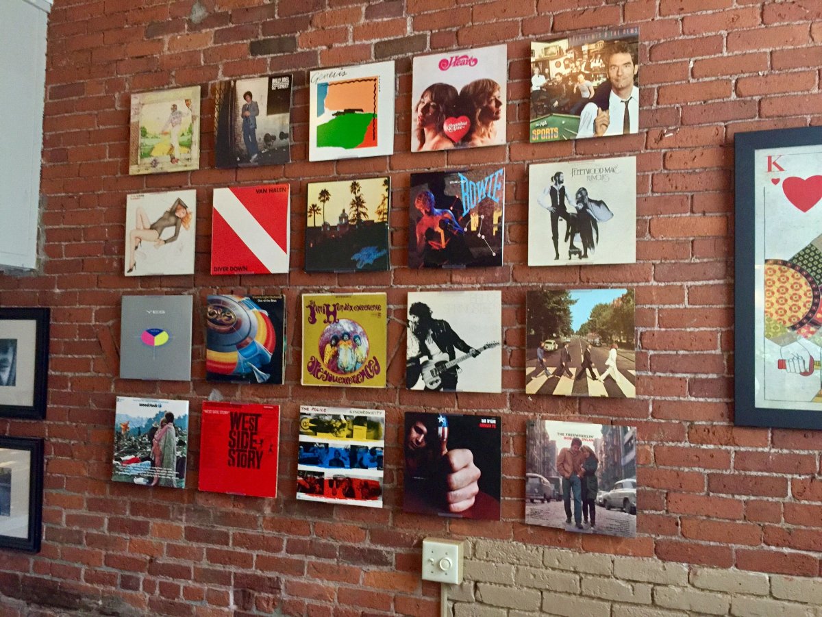 Декор из виниловых пластинок