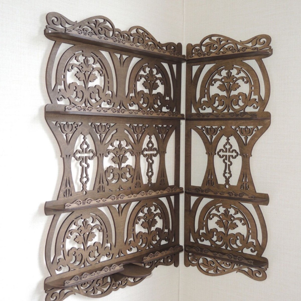 Угловые полки для икон